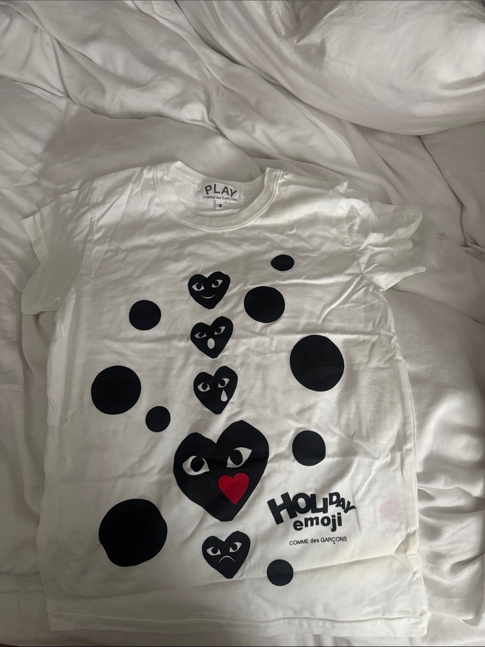 Comme des Garçons PLAY White T‑Shirt with Black Heart & Red Accent
